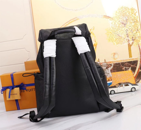 ルイヴィトンバッグ側面デザイン